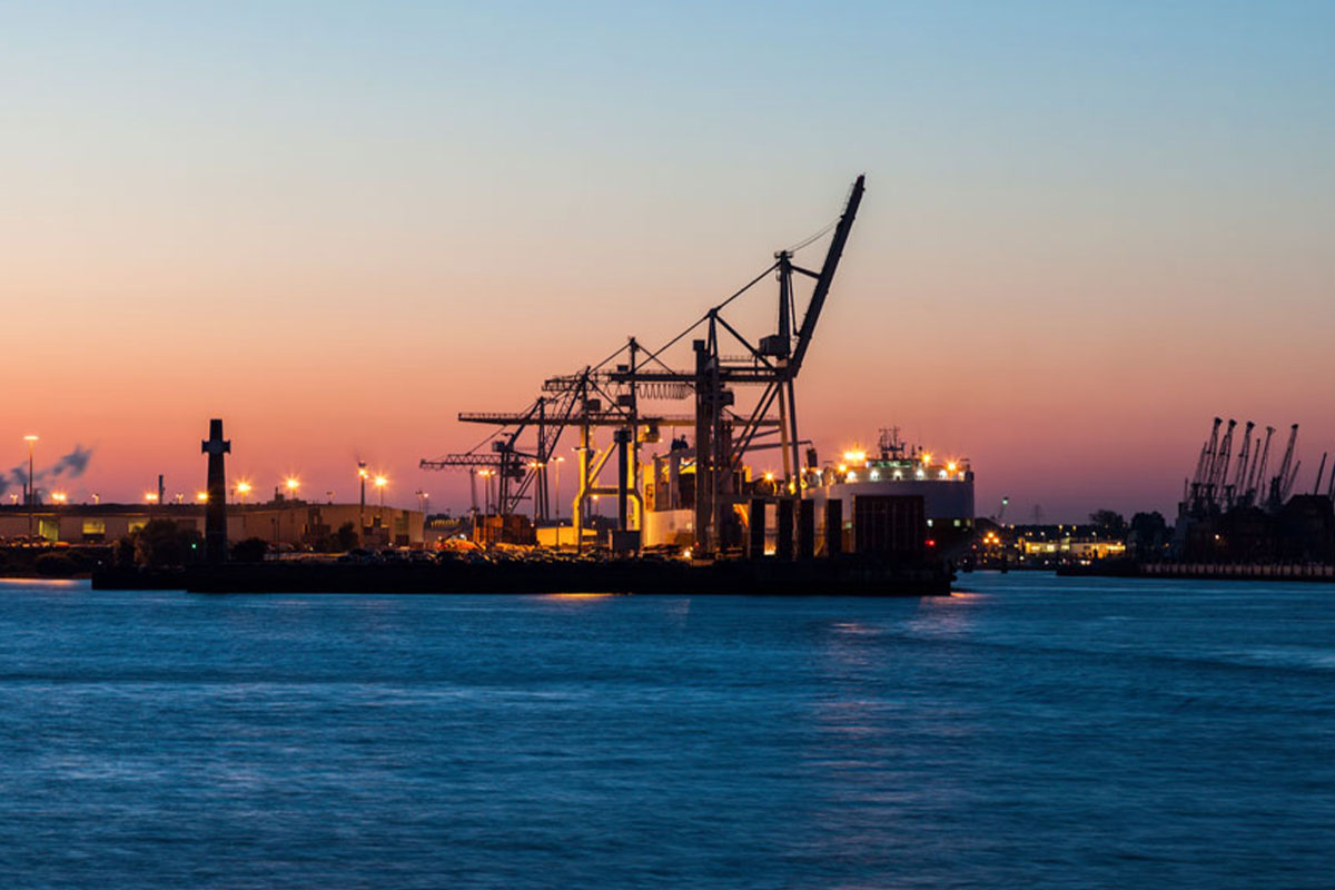 sellenthin umzuege umzug in hamburg hafen